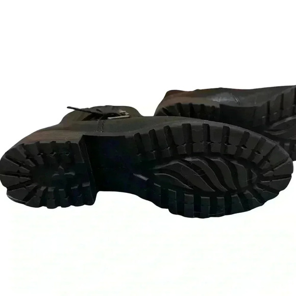 Clarks women’s 6.5 Clarkwell strap boots black buckle closure side zipper - Picture 6 of 16